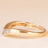 Anello a “V” vintage in oro giallo 9K con diamanti (0.07ctw ca.)