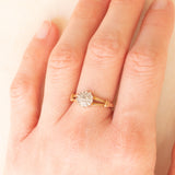Anello a fiore vintage in oro giallo e bianco 9K con diamanti (0.10ctw ca.), anni ‘70/‘80