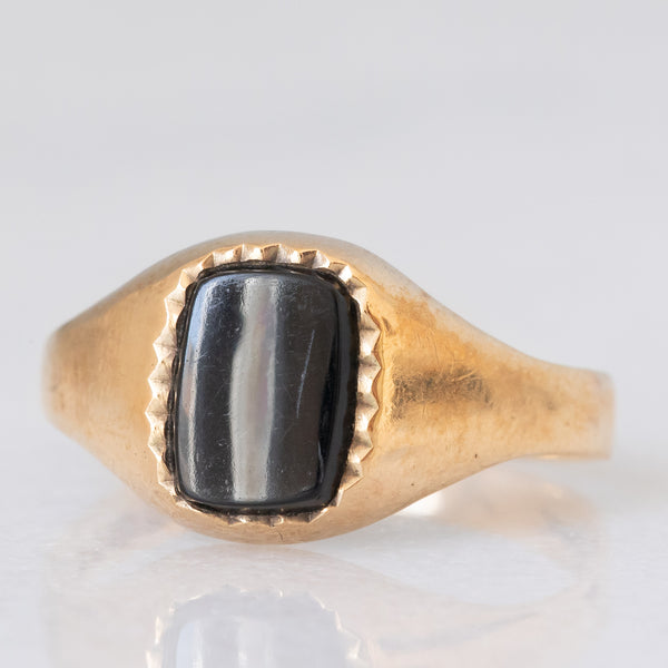 Anello chevalier vintage in oro giallo 9K con onice, anno 1979