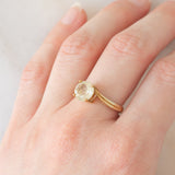 Solitario vintage in oro giallo 9K con quarzo rutilato (1.35ct)