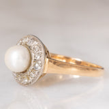 Anello a margherita antico in oro giallo 14K e argento con perla bianca e diamanti di taglio rosetta (0.24ctw ca.), anni ‘10