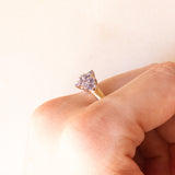 Vintage-Ring aus 9-karätigem Gelbgold mit floralem Dekor und Tansaniten (ca. 0.75 ctw), Jahr 2005