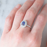 Anello a margherita vintage in platino con zaffiro (1.20ct) e diamanti (0.80ctw), anni ‘90