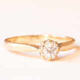 Solitario vintage in oro giallo e bianco 9K con diamante di taglio brillante (0.15ct ca.), anni ‘60