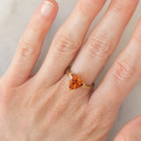 Solitario in oro giallo 9K con quarzo citrino di taglio trillion (1.93ct)