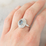 Anello a margherita vintage in platino con zaffiro (1.54ct) e diamanti (1.01ctw), anni ‘80