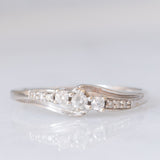 Anello vintage in oro bianco 9K con diamanti di taglio brillante (0.17ctw ca.), anni ‘90