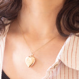 Vintage herzförmiger Fotoanhänger mit 9-karätiger Gelbgoldfolie auf Metall, 50er/60er Jahre