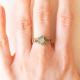 Vintage-Blumenring aus 9-karätigem Gelb- und Weißgold mit Smaragden (ca. 0.09 ctw) und Diamant (ca. 0.01 ct), 90er Jahre