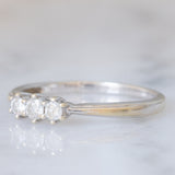 Trilogie vintage en or blanc 9 carats avec diamants (0.25 ct environ)