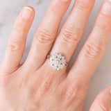 Anello a fiore vintage in platino con diamanti (0.55ctw), anni ‘80