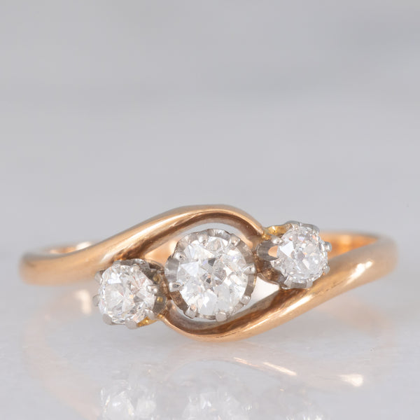 Trilogy antico in oro giallo 14K e argento con diamanti di taglio vecchia miniera (0.55ctw ca.), anni ‘10/‘20