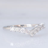 Anello a “V” in platino con diamanti di taglio brillante (0.50ctw), anni ‘80