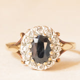 Vintage-Gänseblümchenring aus 9-karätigem Gelb- und Weißgold mit Saphir (ca. 0.90 ct) und Diamanten (ca. 0.12 ctw), 1989