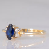 Anello vintage in oro giallo 18K con zaffiro (0.35ct ca.) e diamanti (0.04ctw ca.)