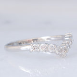 Anello a “V” in platino con diamanti di taglio brillante (0.50ctw), anni ‘80