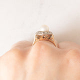 Anello a margherita antico in oro giallo 14K e argento con perla bianca e diamanti di taglio rosetta (0.24ctw ca.), anni ‘10