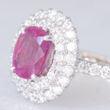 Anello a margherita moderno in platino con rubino (1.51ct) e diamanti (0.72ctw), anni ‘2000