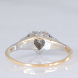 Solitario Art Déco a forma di cuore in oro giallo 18K e platino con diamante (0.03ct ca.), anni ‘20/‘30