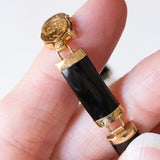 Halbstarres Vintage-Onyx-Armband aus 14-karätigem Gelbgold mit chinesischem Schriftverschluss aus 14-karätigem Gelbgold, 70er Jahre