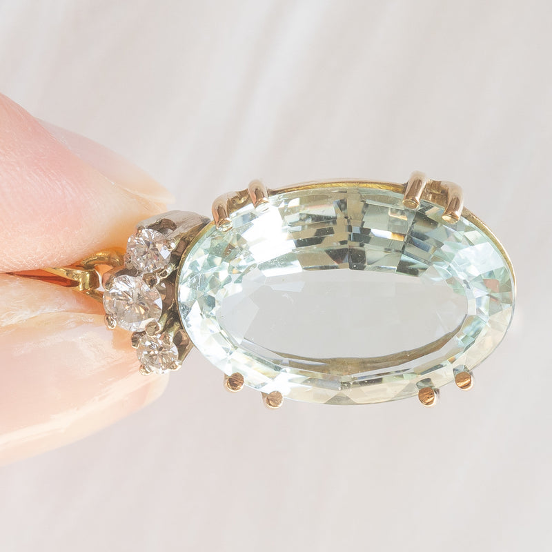 Ciondolo vintage in oro giallo e bianco 14K con acquamarina (10ct ca.) e diamanti di taglio brillante (0.25ctw ca.), anni ‘70