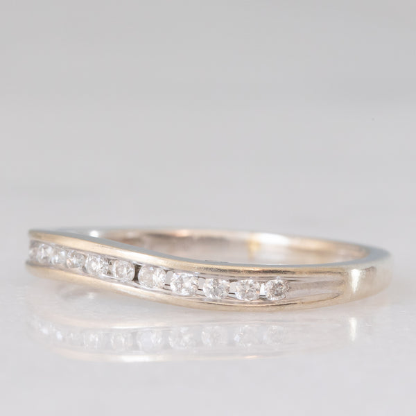 Veretta vintage con montatura a onda in oro bianco 9K con diamanti di taglio brillante (0.12ctw ca.), anni ‘90