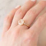 Anello da cocktail in oro giallo 9K con quarzo chiaro (3.40ct) e diamanti