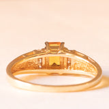 Bague vintage en or jaune 10 carats avec quartz citrine (environ 0.45 ct) et diamants taille brillant (environ 0.06 ct au total), années 70