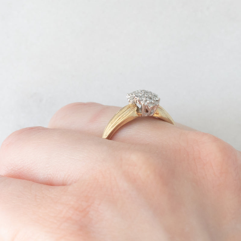 Anello vintage in oro giallo e bianco 9K con diamanti (0.20ctw ca.), anni ‘80