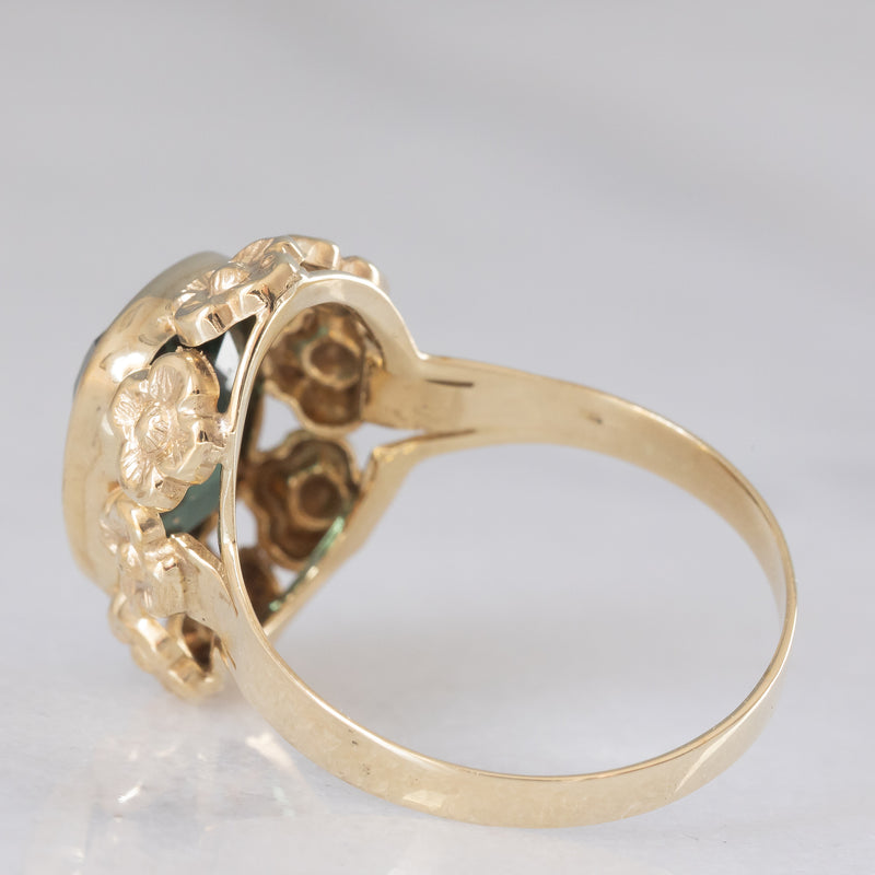 Anello da cocktail vintage in oro giallo 8K con spinello verde (3.80ct ca.), anni ‘70