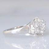 Anello a fiore vintage in platino con diamanti (0.76ctw), anni ‘80