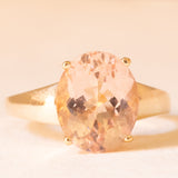 Anello in oro giallo 9K con morganite (4ct ca.), anni ‘80