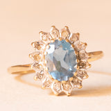 Vintage-Gänseblümchen-Ring aus 9-karätigem Gelb- und Weißgold mit blauem Topas (ca. 1.40 ct) und Diamanten (ca. 0.08 ctw), Jahr 1992