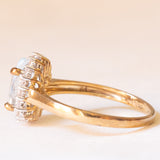Vintage-Gänseblümchenring aus 9-karätigem Gelbgold mit Aquamarin (ca. 2 Karat) und Diamanten (ca. 0.18 Karat), Jahr 2005