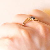 Vintage-Ring aus 9-karätigem Gelbgold mit herzförmigem Onyx