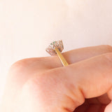 Vintage-Gänseblümchenring aus 14-karätigem Gelb- und Weißgold mit Smaragd (ca. 0.12 ct) und Diamanten im Brillantschliff (ca. 0.42 ctw), 60er/70er Jahre