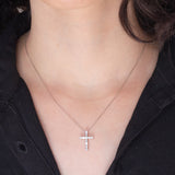 Ciondolo vintage a forma di croce in platino con diamanti (0.50ctw)