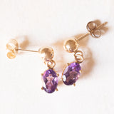 Vintage-Tropfenohrringe aus 9-karätigem Gelbgold mit Amethyst (ca. 0.70 ctw)
