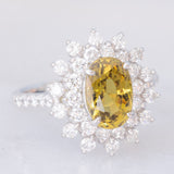 Anello a fiore vintage in platino con topazio verde (2.76ct) e diamanti (1.11ctw), anni ‘2000