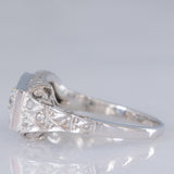 Anel Art Déco em ouro branco 14K com diamantes de lapidação antiga europeia (aprox. 0.90 ct), década de 30.