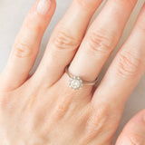 Solitario vintage in oro bianco 18K con diamante di taglio brillante (0.42ct ca.), anni ‘60