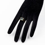 Anello vintage da cocktail in oro giallo 8k con spinello verde