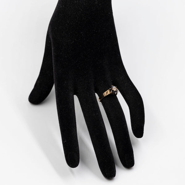 Anello vintage in oro giallo 9k con zaffiri e diamante