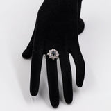 Anello vintage a margherita in oro bianco 14k con zaffiro (1ct) e diamanti (1,60ctw), anni '70