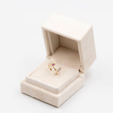 Anello vintage in oro giallo 14k con luna e stella, con diamanti (0,20ctw) e rubino.