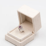 Винтажное кольцо со снежинкой из белого золота 14 карат с бриллиантами (1 карат) и рубином (0,60 карата), 60-е годы