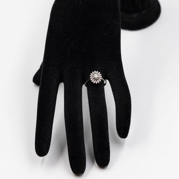 Anello vintage in oro bianco 18K con diamanti (0.32ctw ca.), anni '70