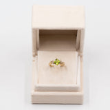 Anello vintage in oro giallo 9k con peridoto e diamanti
