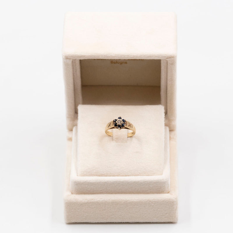Anello vintage in oro giallo 9k con zaffiri e diamante