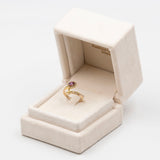 Vintage-Ring aus 14-karätigem Gelbgold mit synthetischem Rubin (0.30 ct) und Diamanten (0,10 ctw), 70er Jahre